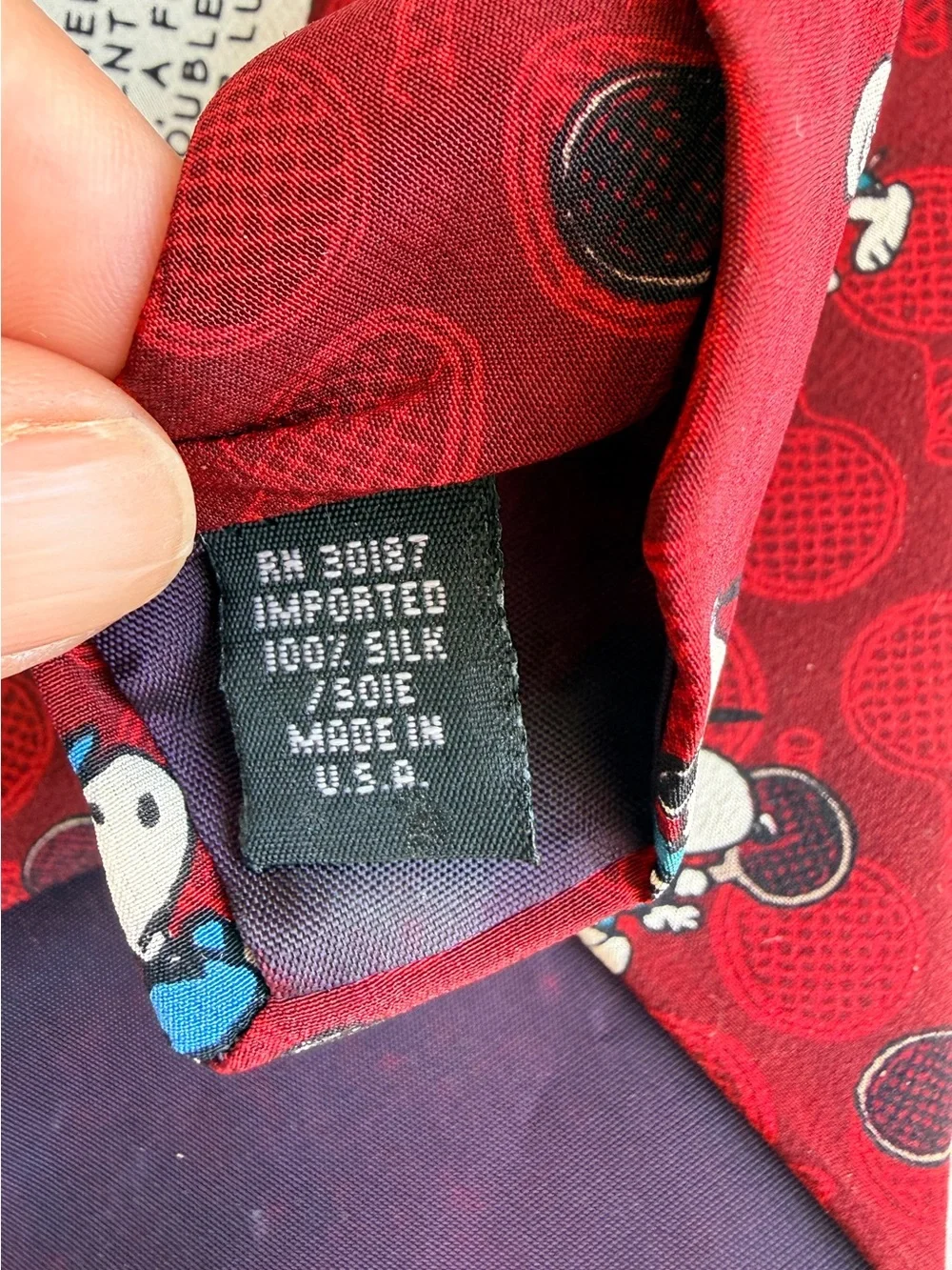 Vintage Peanuts Snoopy Tennis Silk Necktie Burgundy Maroon Red Novelty Men's Tie